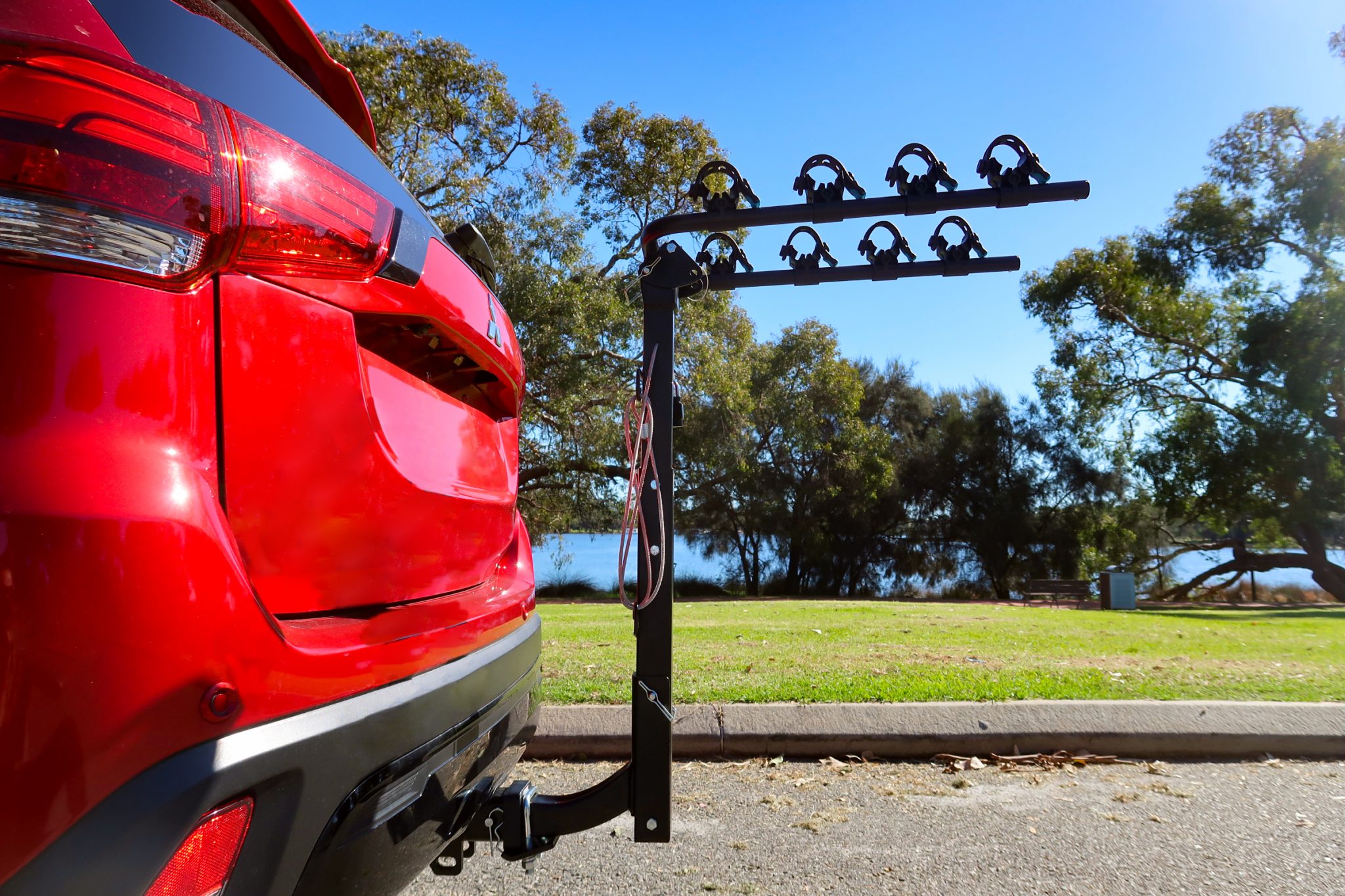 Lockable Tow Bar Bike Rack Four Bicycles Carrier Mount